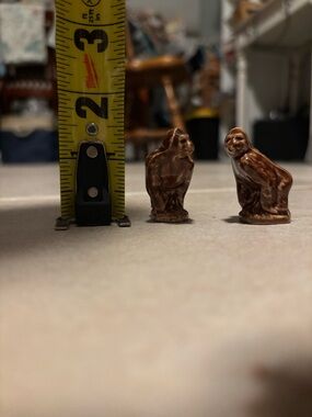 Set of 2 Vintage Wade Whimsies Red Rose Tea Ceramic Figurines Gorilla Money